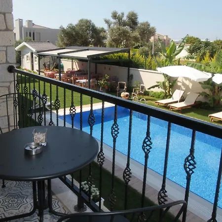 Duman Boutique Hotel *